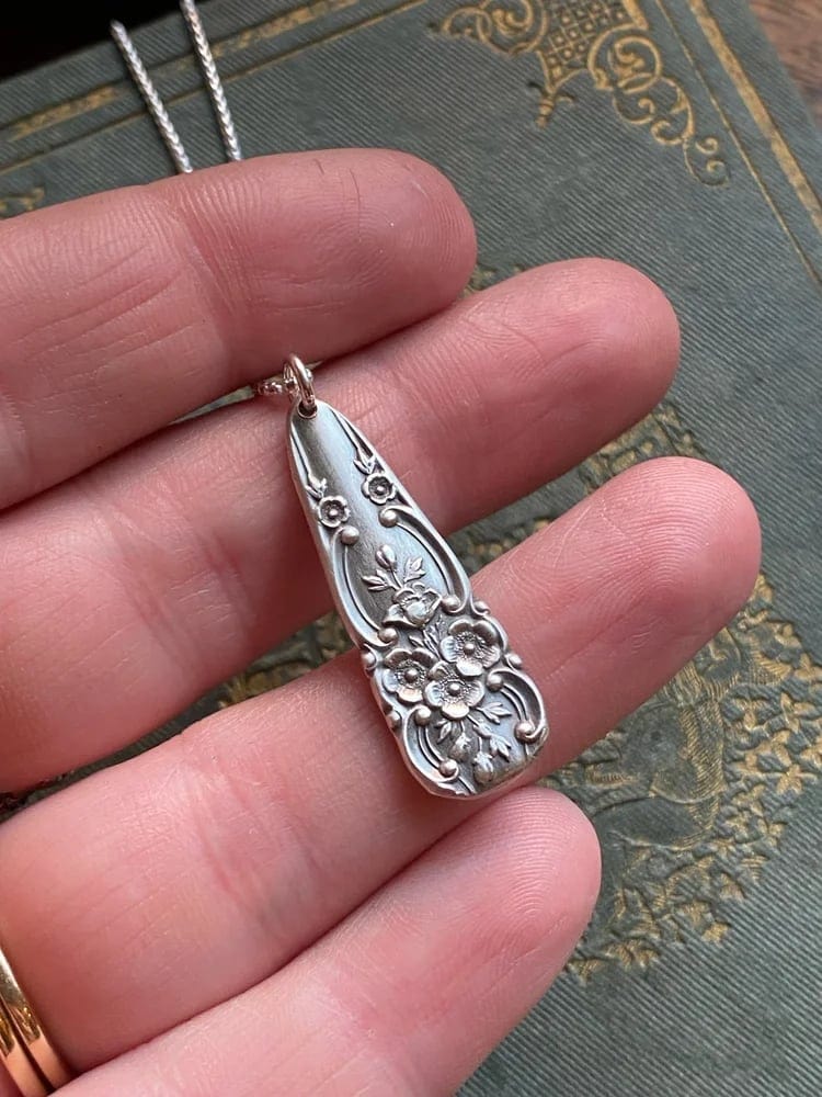 CZTICLE®🔥LAST DAY 60% OFF✨Handmade Sterling Spoon Necklace -Handmade Sterling Spoon Necklace Crafted from Authentic Vintage Silverware D02