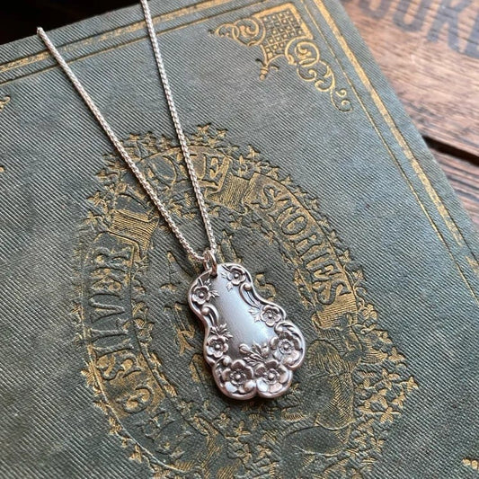 CZTICLE®🔥LAST DAY 60% OFF✨Handmade Sterling Spoon Necklace -Handmade Sterling Spoon Necklace Crafted from Authentic Vintage Silverware D02